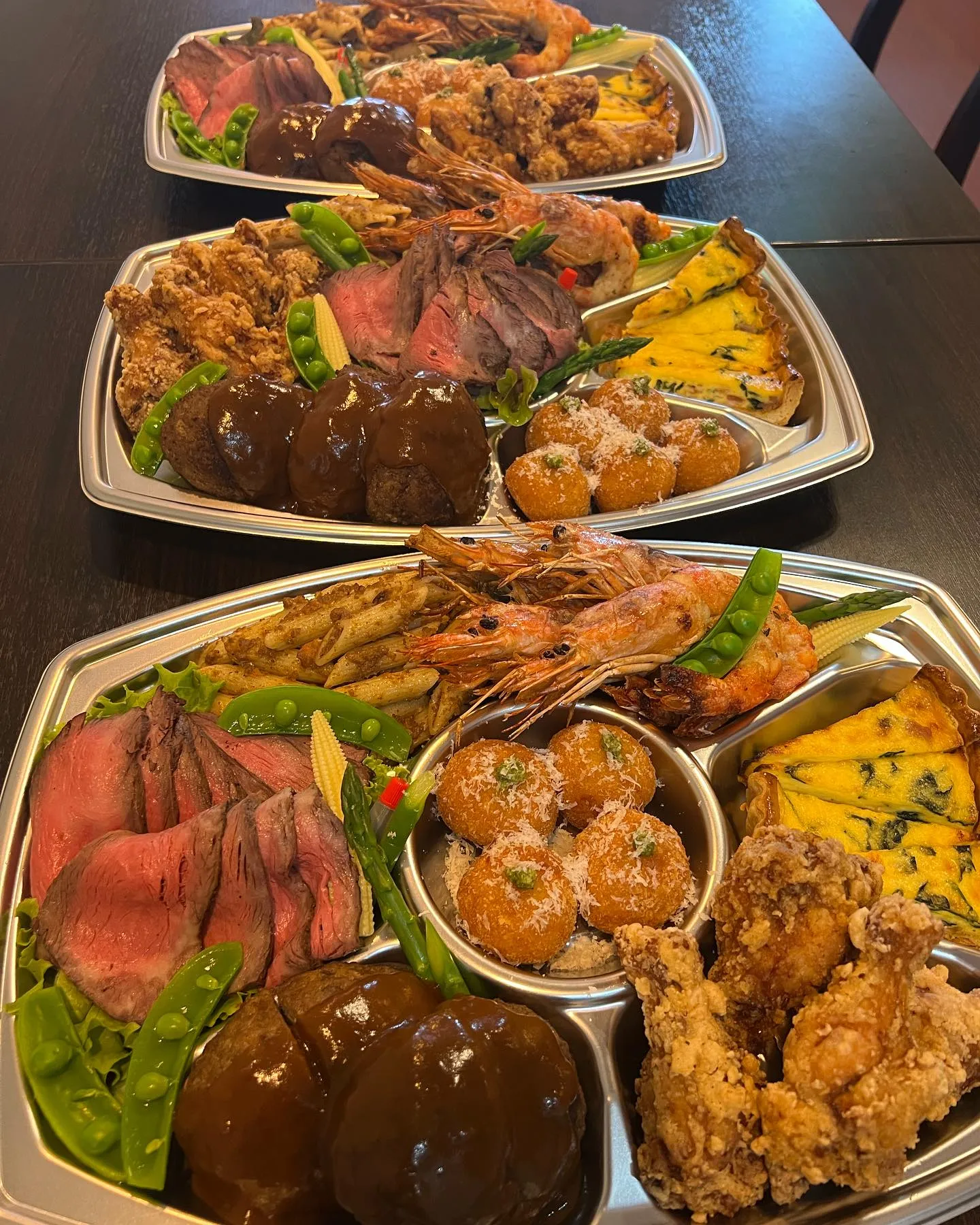 明日.月曜日営業します‼️