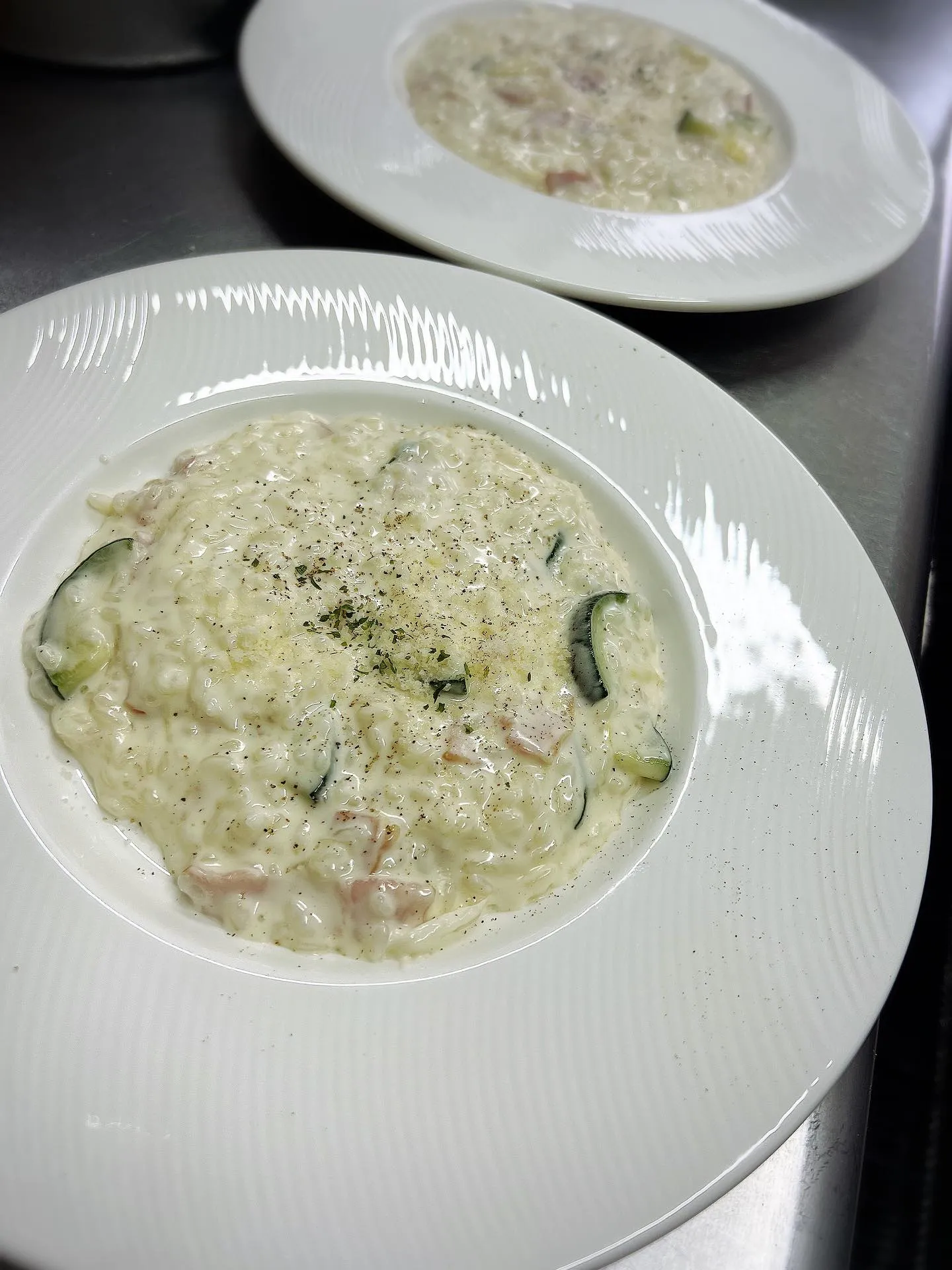 テイクアウトやってます🥡🇫🇷