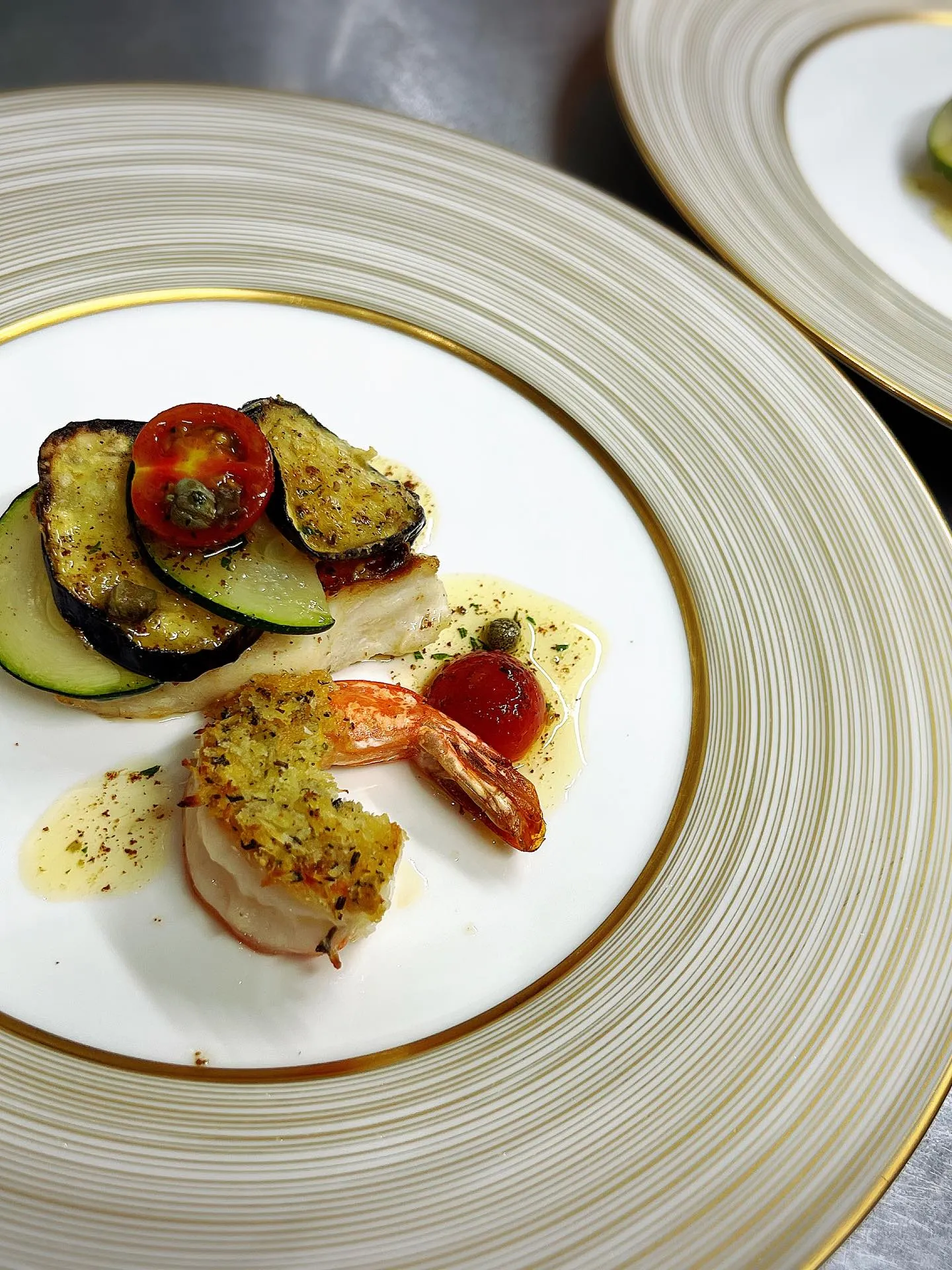 テイクアウトやってます🥡🇫🇷