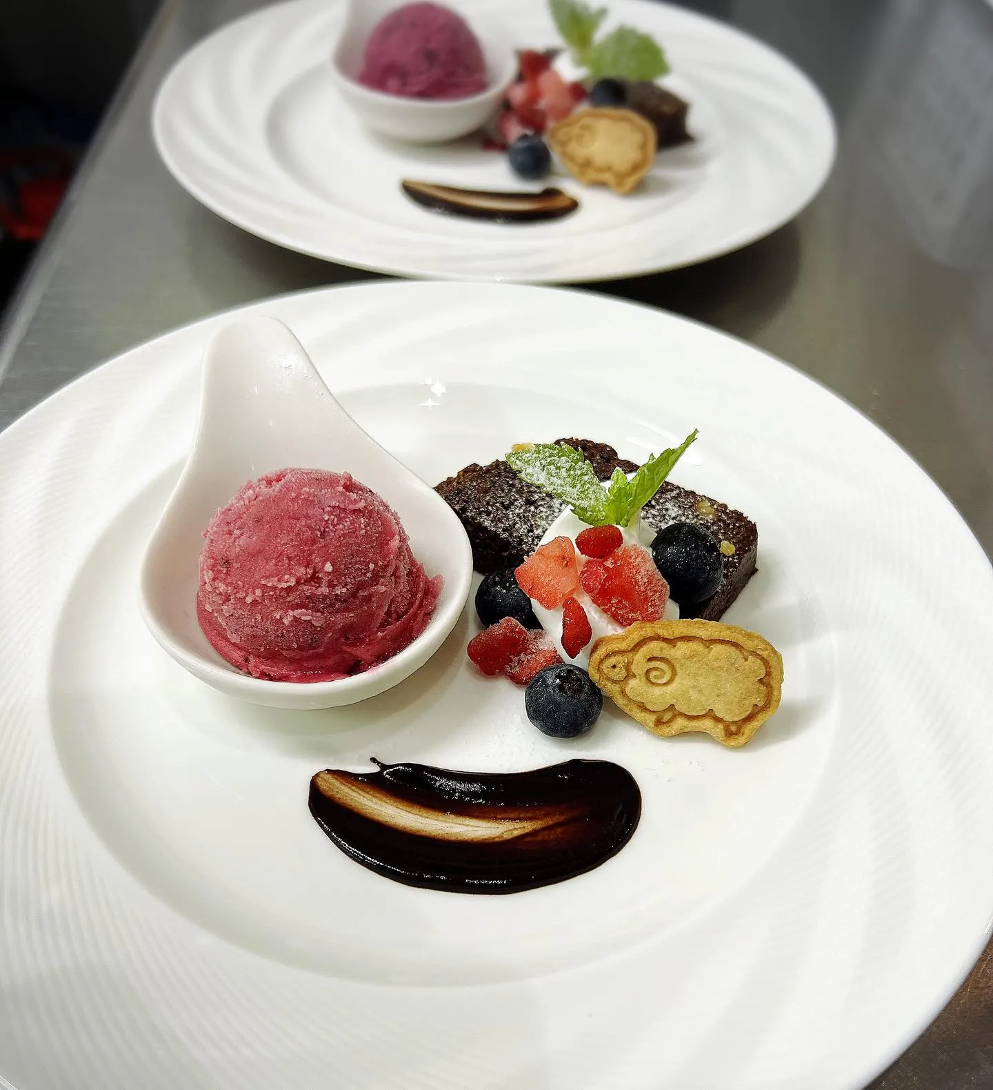 本日、月曜日は定休日です🐏💤