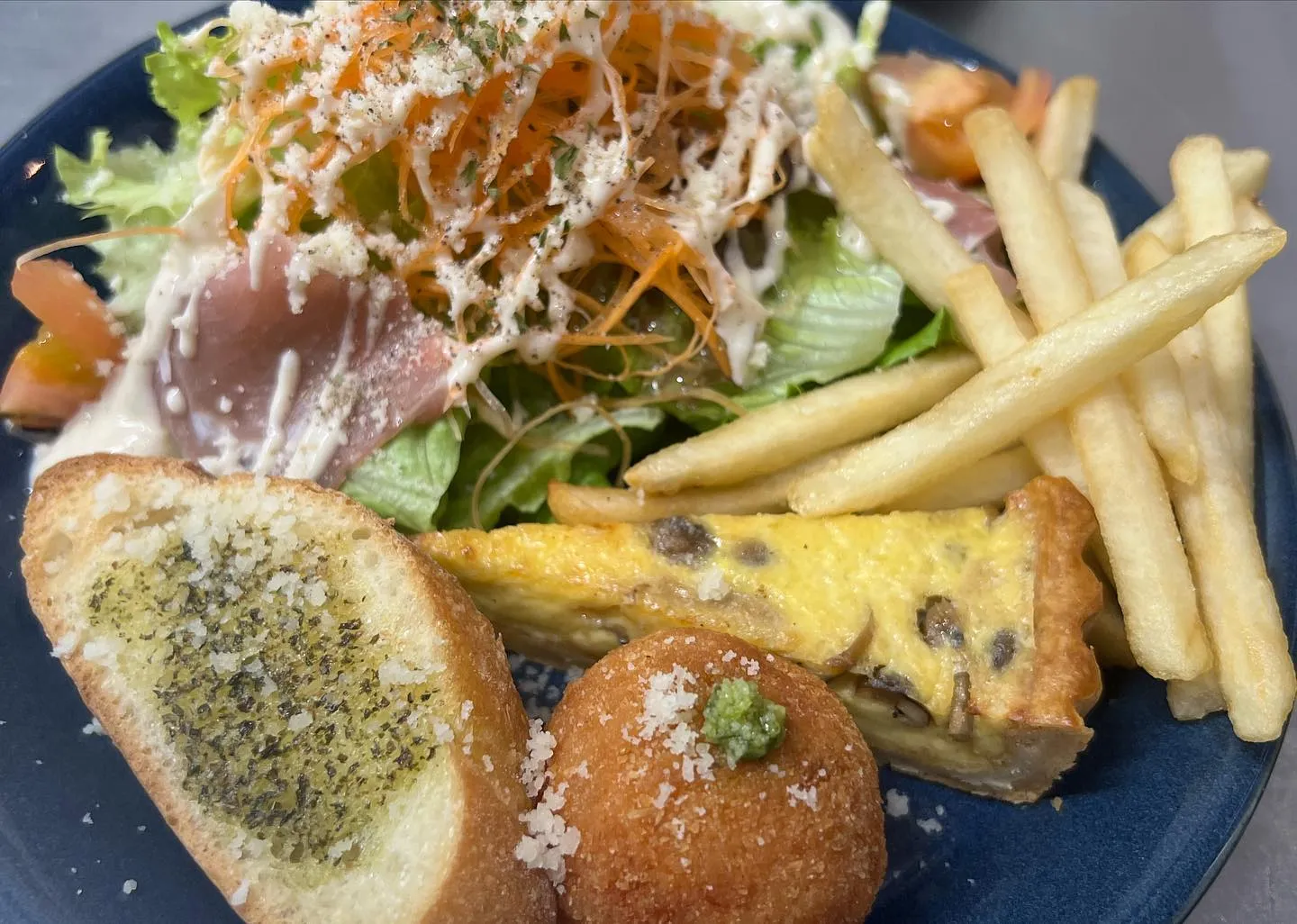 《　11月の営業日のお知らせ　》