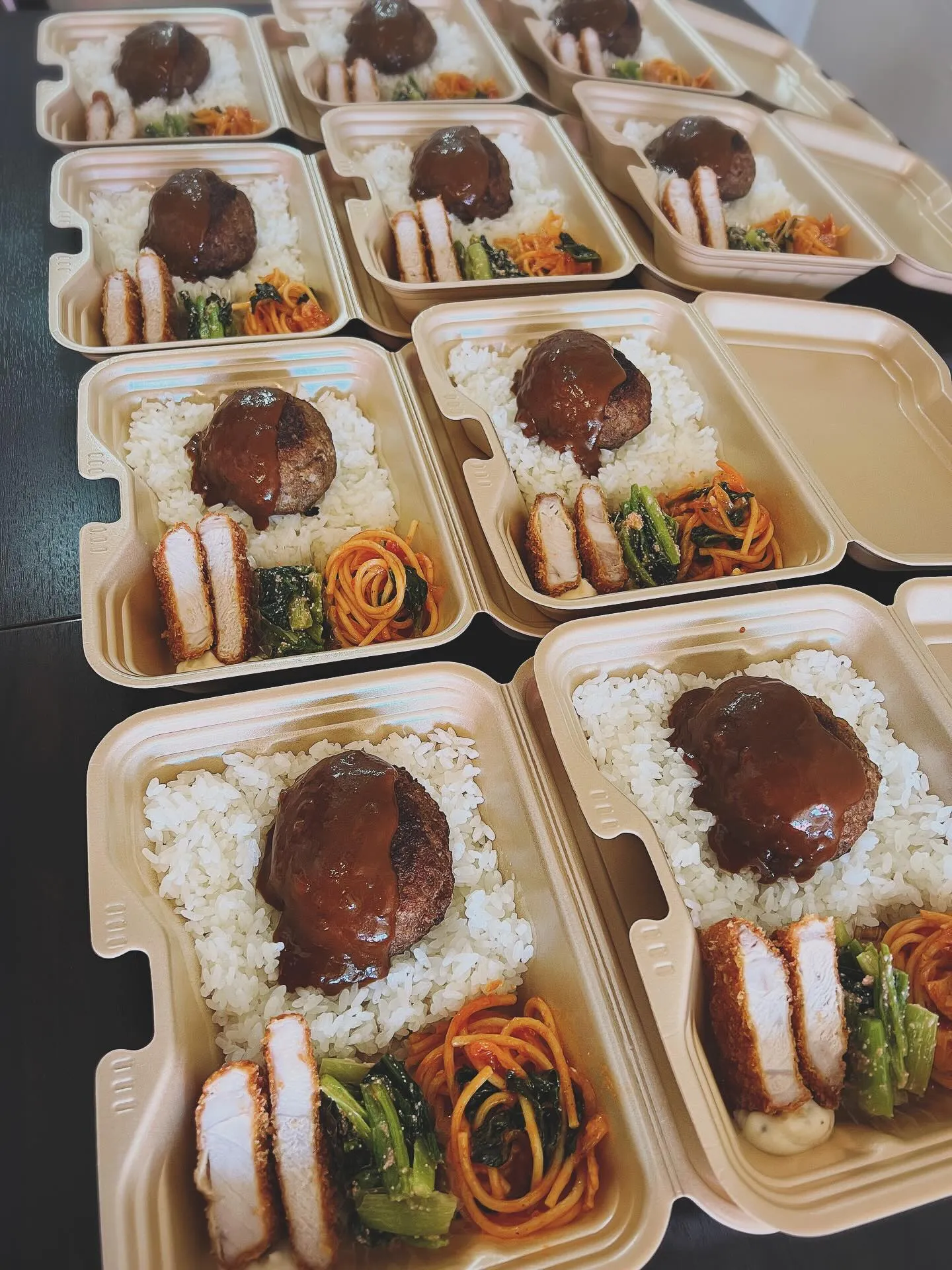 《 クリームパスタ 》