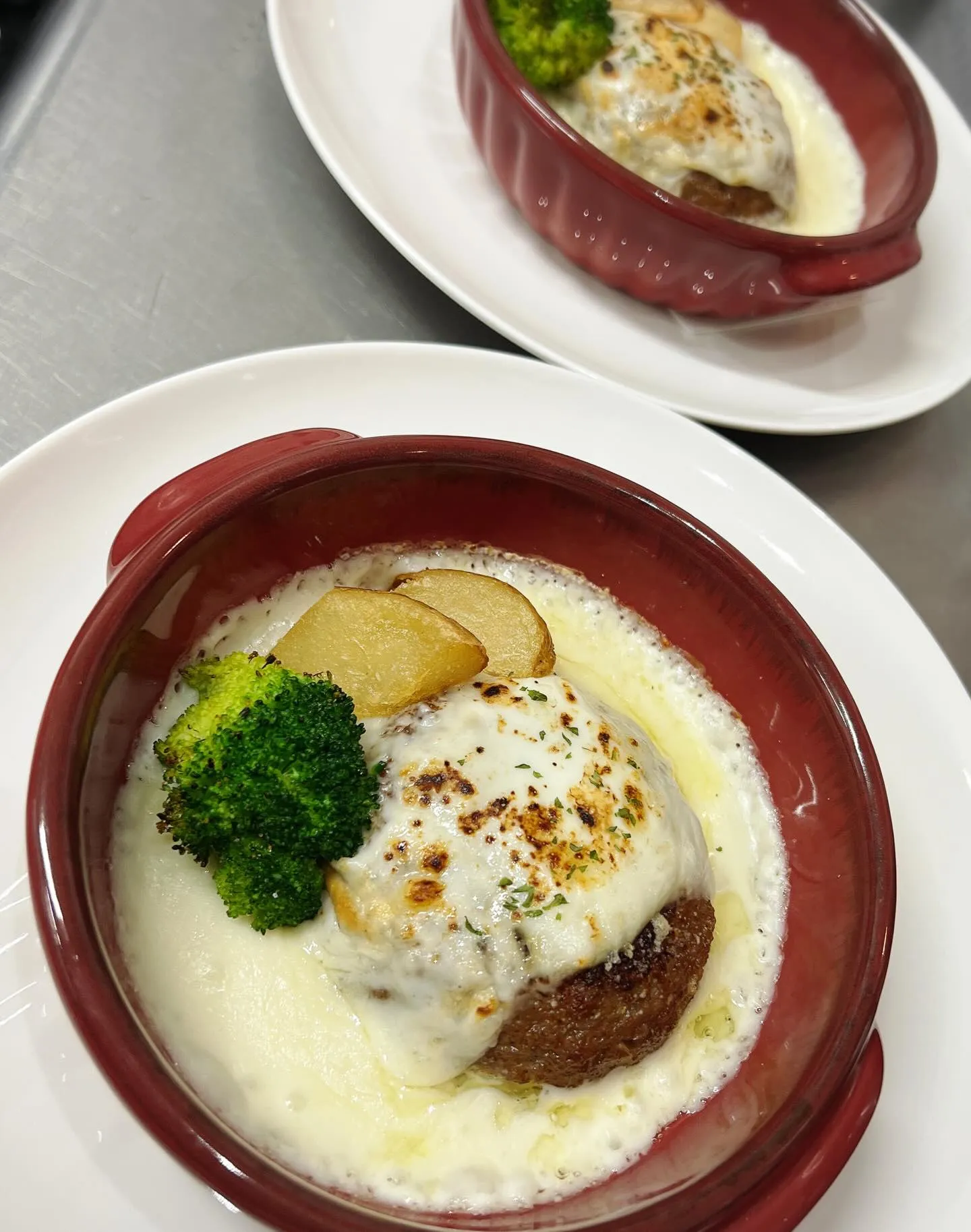 《　本日.水曜日は定休日です　》