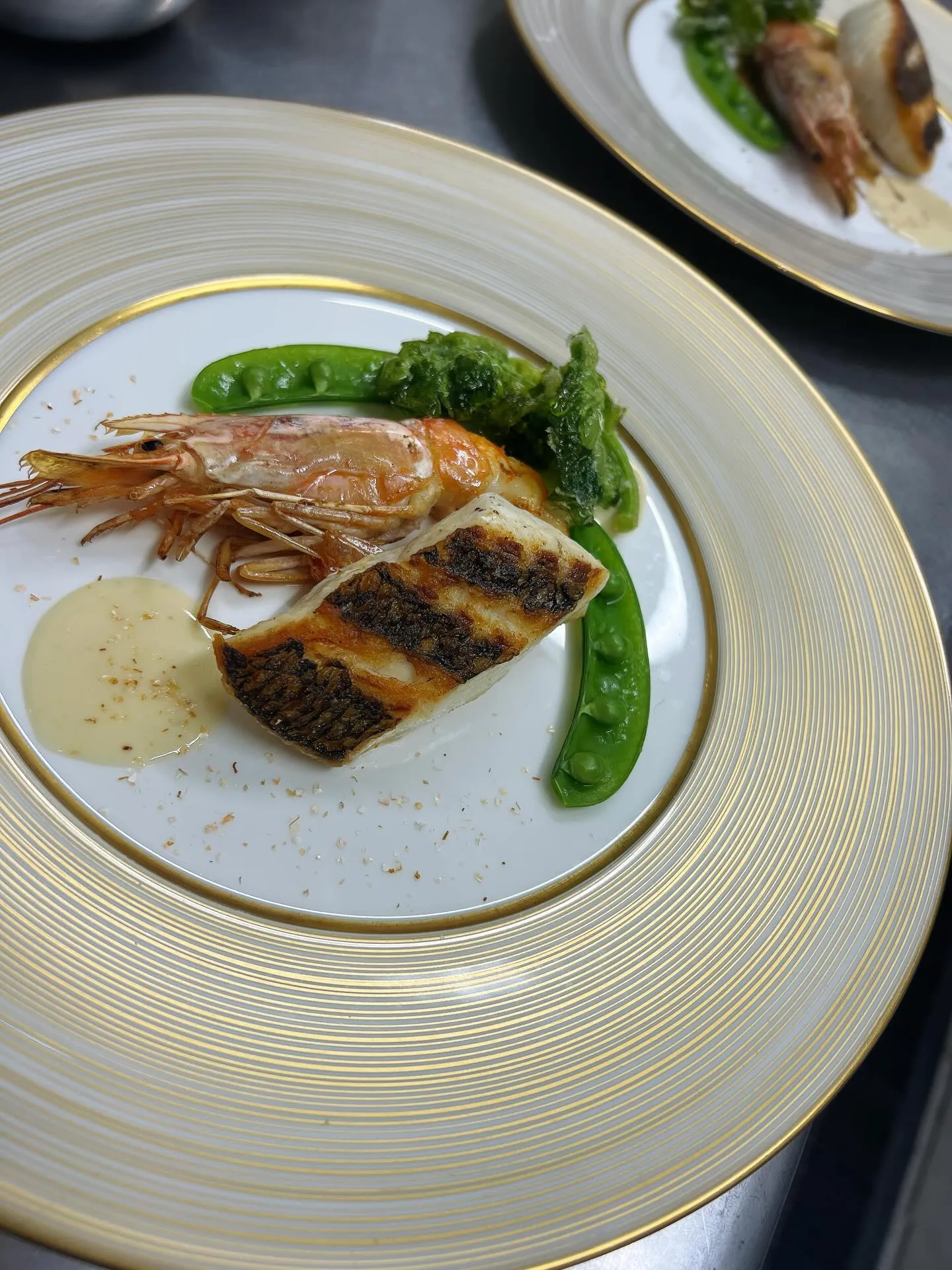 《 本日.水曜日定休日です 》