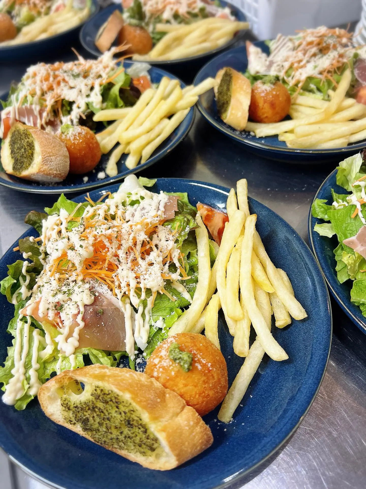 《 本日.水曜日定休日です 》