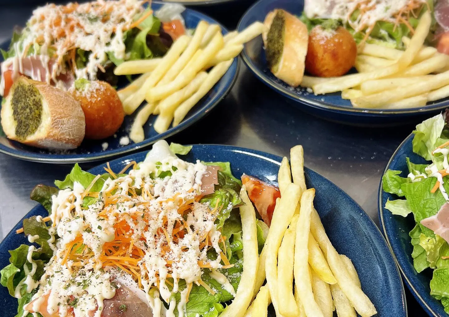 《　3月の営業日　》