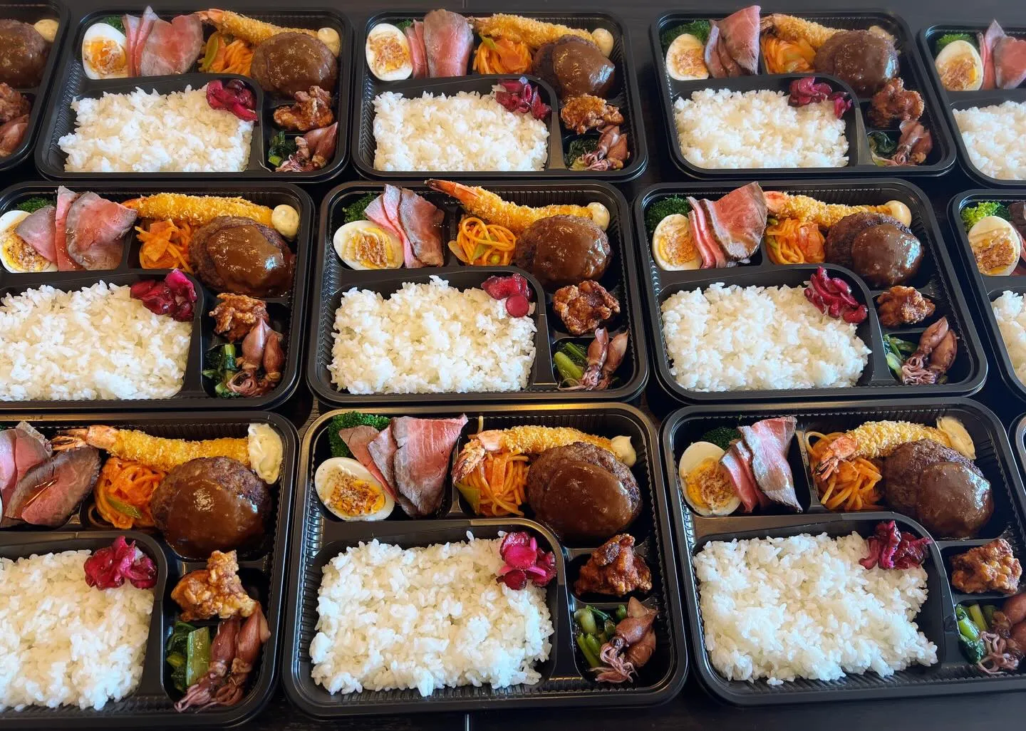 《 4月営業日のお知らせ 》