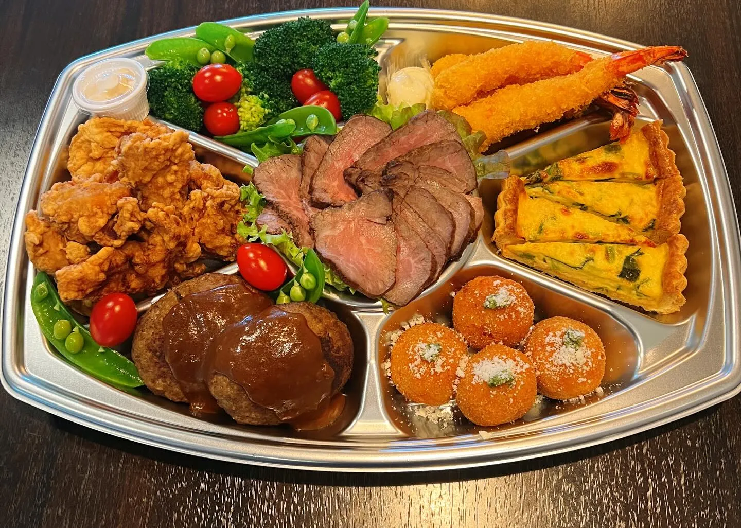 《 4月営業日のお知らせ 》