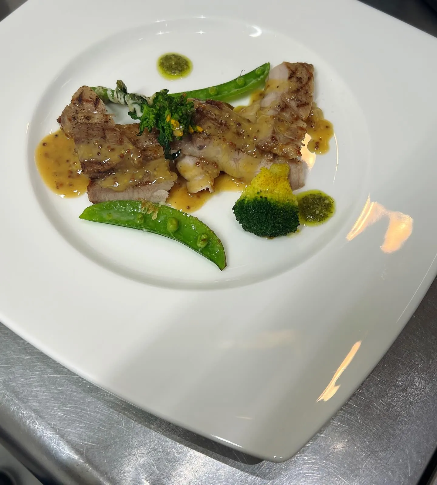 《　選べるランチコース🍽️　》